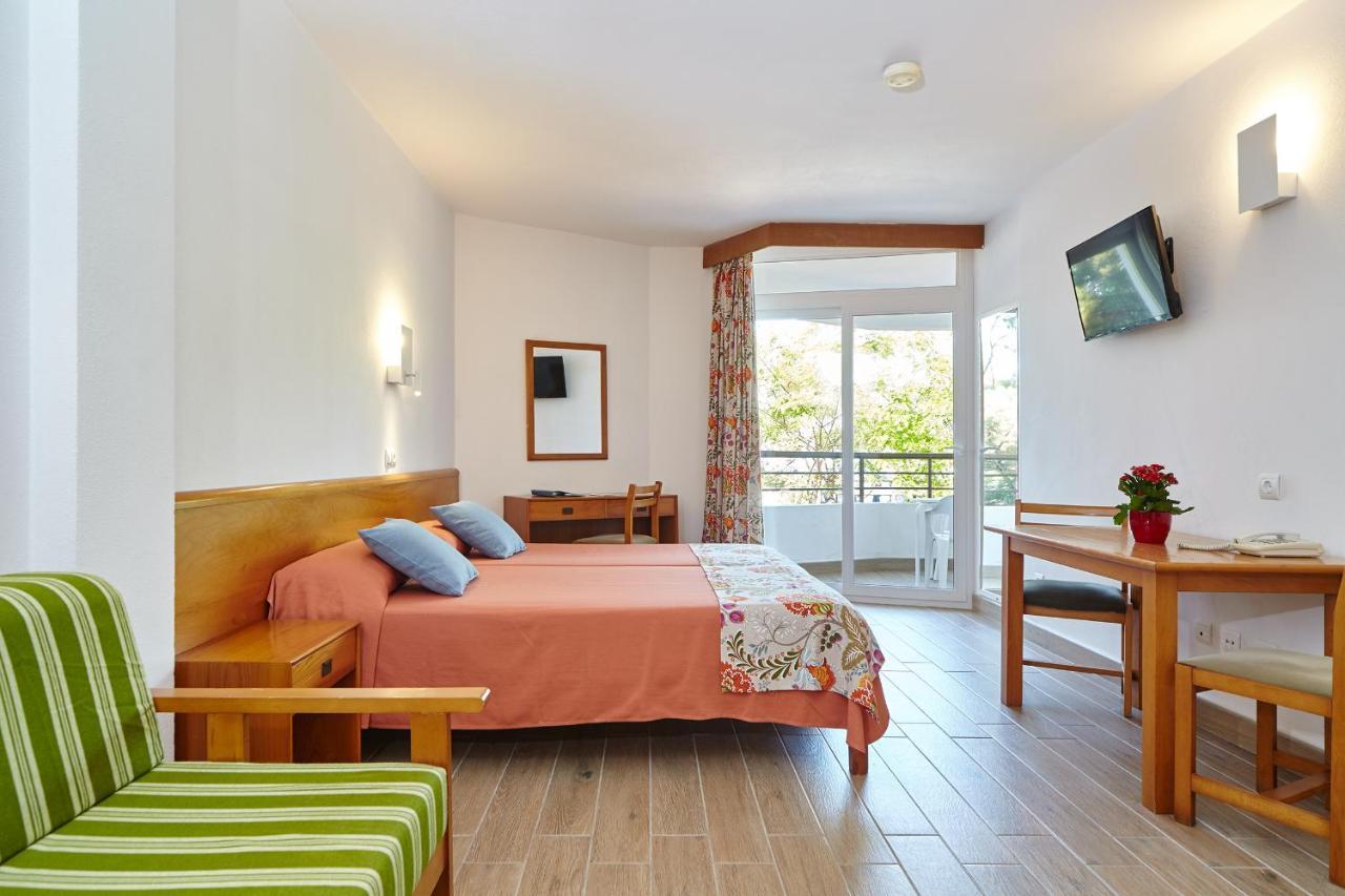 Apartamentos Ses Savines ซานอันโตนิโอ ภายนอก รูปภาพ